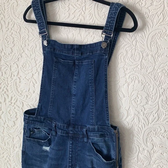 ❌SOLD❌
 Won't Let You Go Denim Overalls - Picture 5 of 14